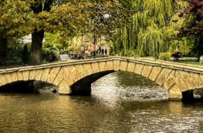Bourton-on-the-Water - Cotswolds in October