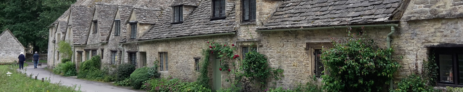 When visiting the Cotswolds during Cheltenham Festival, book a tour with Go Cotswolds