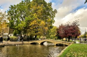 Visiting the Cotswolds in september - an autumn picture of trees and fields