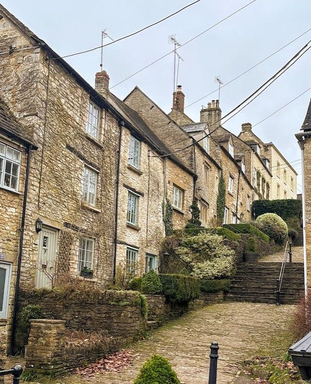 Exciting news!
One week today, our very first Bath & Southern Cotswolds Tour hits the road – and we can't wait! 
Join Go Cotswolds as we explore the elegant city of Bath, the charming town of Tetbury, and picture-perfect Castle Combe, all in one unforgettable day!
Expect stunning scenery, fascinating history, and plenty of time to soak it all in with one of our friendly local guides.
📅 First tour departs next Tuesday! Don't miss out - just a couple of seats left!

#newtour #cotswolds #bath #tetbury #castlecombe #tours #uktravel #easterholidays #seetheuk #joinus #travel #seetheuk #bathtour